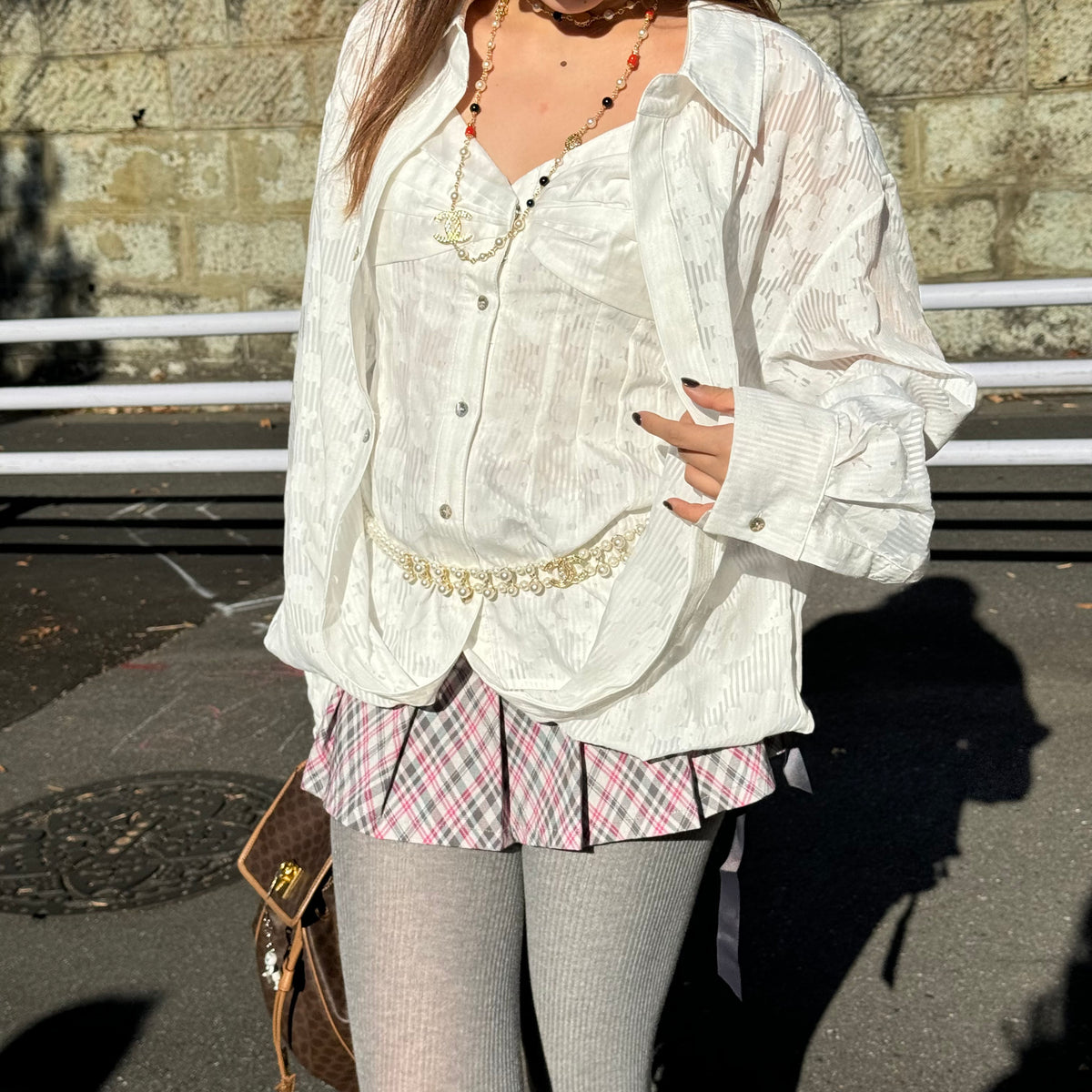 Möbius Strip Floral Printed White Shirt